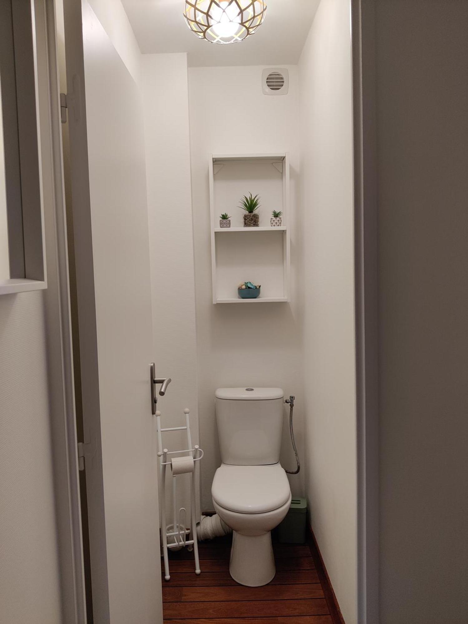Apartment Bel Refait A Neuf, Calme Et Ensoleille *